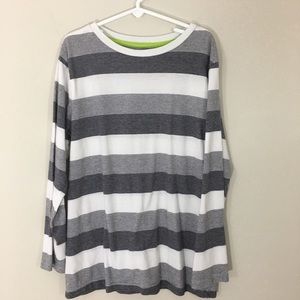 Old Navy Boys stripe T-shirt large